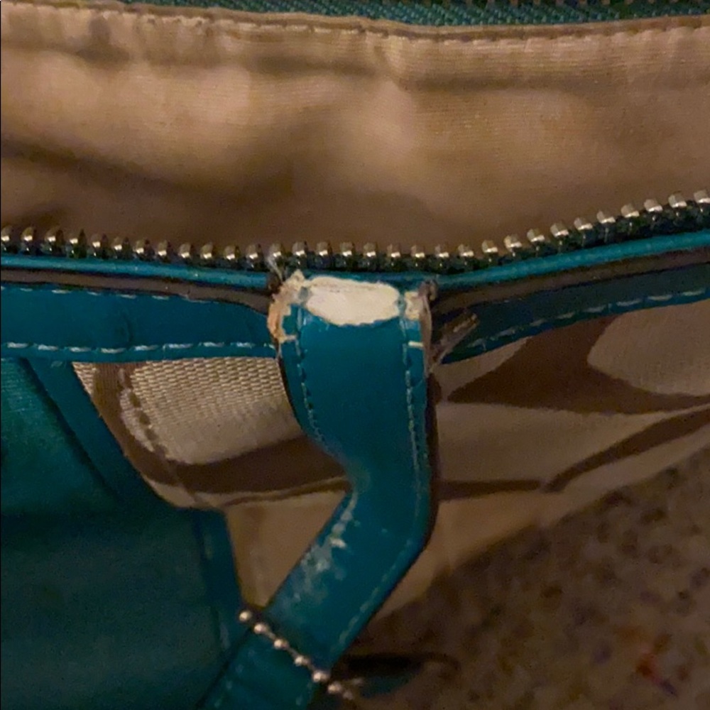 Used Coach Tote - Picture 4 of 7
